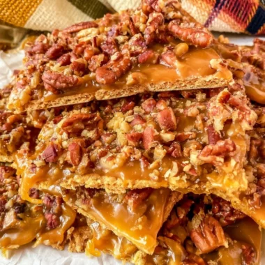 Easy pecan cracker toffee recipe with crunchy pecans and a rich toffee flavor.
